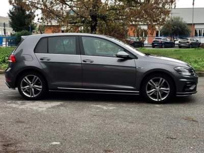Volkswagen Golf 1.0 TSI 115 CV 5p. sport   R-LINE Grigio usata Liscate