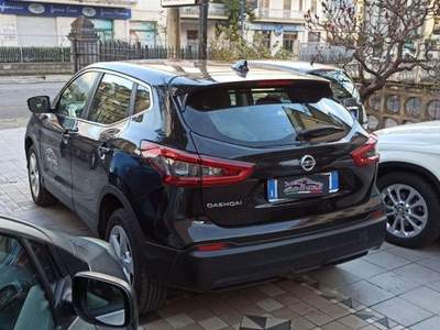 Nissan Qashqai 1.5 dCi 115 CV DCT Business Nero usata Castrovillari