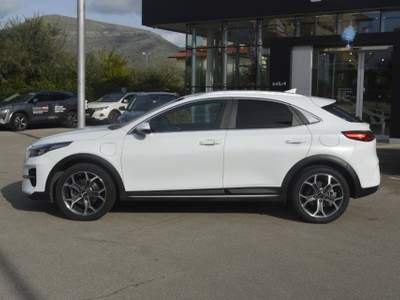 Kia XCeed 1.6 GDi 141 CV PHEV DCT High Tech Bianco usata Fondi