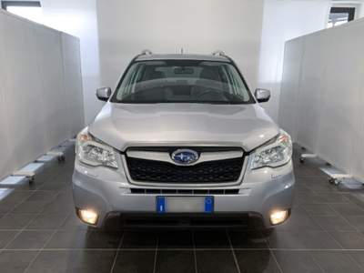 Subaru Forester 2.0i Exclusive Grigio usata Torino