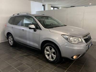 Subaru Forester 2.0i Exclusive Grigio usata Torino