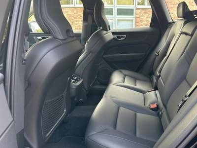 Volvo XC60 B4 automatico Plus Nero usata Castelnuovo Rangone