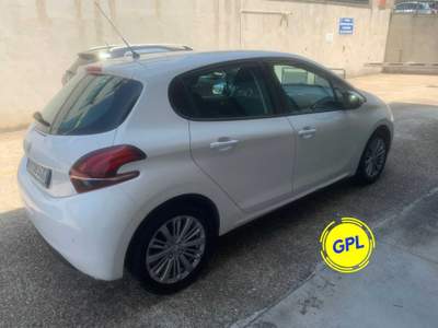 Peugeot 208 impianto gol Bianco usata Bracciano