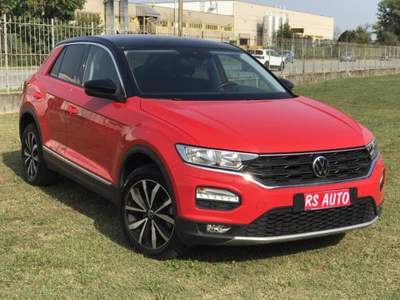 Volkswagen T-Roc 1.0 TSI Style Technology *TECK PAK* IVA* Rosso usata Liscate
