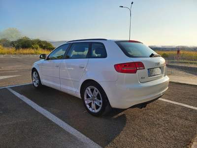 Audi A3 automatica tetto panoramico block shaft Bianco usata LEVERANO