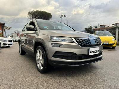 Skoda Karoq 2.0 TDI SCR 4x4 Style Grigio usata San Giuseppe Vesuviano