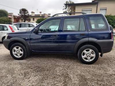 Land Rover Freelander 2.0 Td4 16V cat S.W. Autoc. Blu/Azzurro usata Sacile