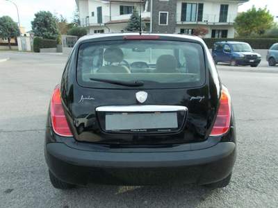 Lancia Ypsilon 1.3 MJT Oro Bianco Nero usata Montecassiano