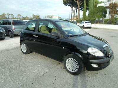 Lancia Ypsilon 1.3 MJT Oro Bianco Nero usata Montecassiano