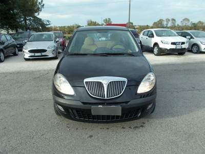 Lancia Ypsilon 1.3 MJT Oro Bianco Nero usata Montecassiano