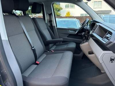 Volkswagen Caravelle 2.0 TDI 150CV DSG PC Grigio usata Castelnuovo Rangone