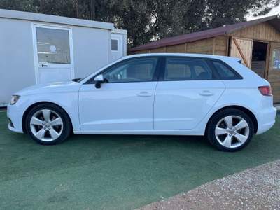 Audi A3 SPB 1.6 TDI clean diesel Young Bianco usata Quartucciu
