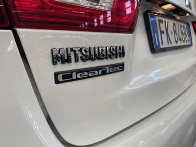 Mitsubishi ASX 1.6 DI-D 114 CV 2WD Invite Bianco usata Mazzano