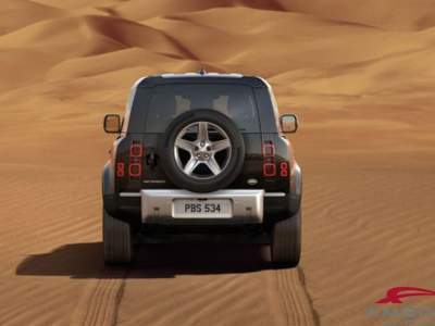 Land Rover Defender 90 3.0D I6 250 CV AWD Auto SE Nero usata Corciano