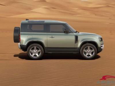 Land Rover Defender 90 3.0D I6 300 CV AWD Auto SE Verde usata Corciano