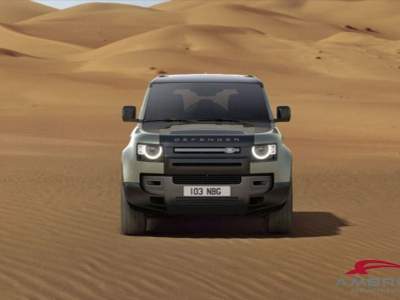 Land Rover Defender 110 2.0 Si4 PHEV 404 CV AWD Auto X Verde usata Corciano