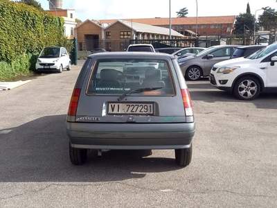 Renault 5 1237,00 Grigio usata ROMA