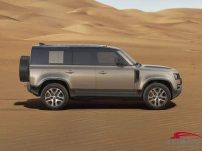 Land Rover Defender 110 2.0 Si4 PHEV 404 CV AWD Auto X Marrone usata Corciano