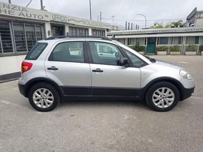 Fiat Sedici 1.6 16V 4x2 Emotion GPL Argento usata Napoli
