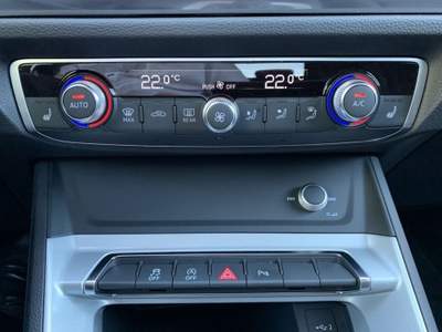 Audi Q3 35 TFSI S tronic Advanced Nero usata Castelnuovo Rangone