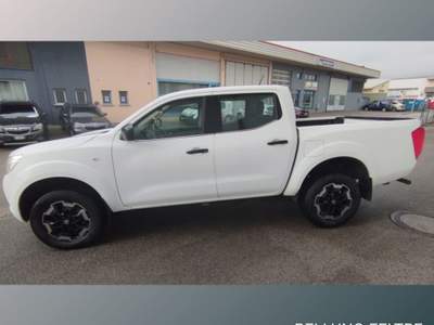Nissan Navara 2.3 dCi 190 CV 7AT 4WD Double Cab N-Guard Bianco usata Feltre