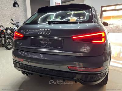 Audi Q3 Q3 2.0 TDI 150CV quattro S line Edition Grigio usata Mascalucia