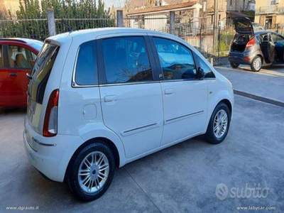 Lancia Musa Musa 1.4 8V Ecochic                                                         Bianco usata Giffoni Sei Casali