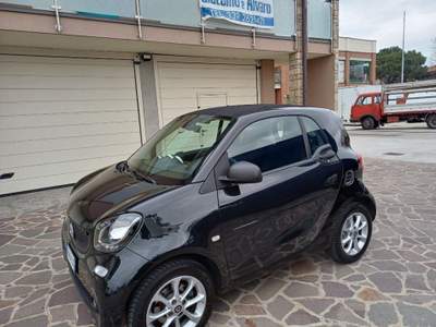 Smart ForTwo 70 1.0 Passion Nero usata Mozzo