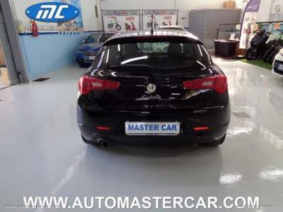 Alfa Romeo Giulietta Giulietta 1.6 JTDm-2 105 CV Distinctive                                                         Nero usata Cerignola