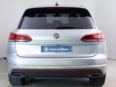 Volkswagen Touareg 3.0 V6 TDI 286 CV SCR Advanced Argento usata Paruzzaro
