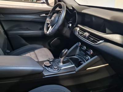 Alfa Romeo Stelvio GRIGIO ANTRACITE Grigio usata Isernia