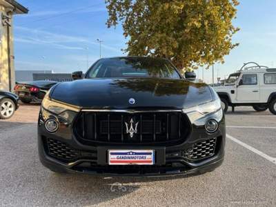 Maserati Levante Levante V6 Diesel 275 CV AWD Gransport VISIBILE SU APPUNTAMENTO Nero usata San Vendemiano