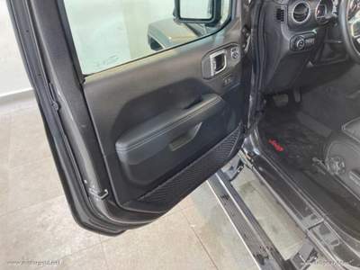 Jeep Wrangler Wrangler Unlimited 2.0 Turbo Sahara                                                         Grigio usata Valsamoggia