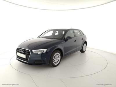 Audi A3 A3 1.6 TDI 116CV S tronic Business                                                         Blu/Azzurro usata Valsamoggia