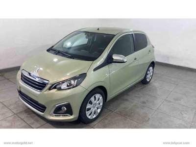 Peugeot 108 108 VTi 72 S&S 5 porte Style                                                         Verde usata Valsamoggia