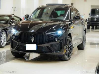 Maserati Levante Levante V8 580 CV AWD Trofeo                                                         Nero usata Valsamoggia