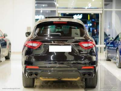 Maserati Levante Levante V8 580 CV AWD Trofeo                                                         Nero usata Valsamoggia