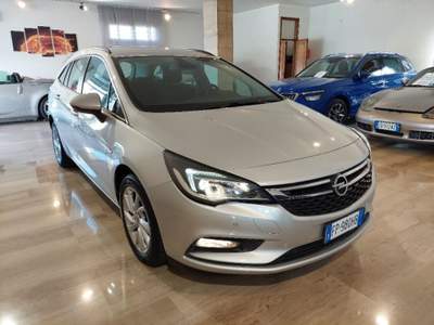 Opel Astra 1.6 CDTi 110CV Start&Stop Sports Tourer Business Argento usata Bassano del Grappa
