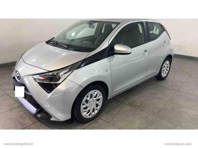 Toyota Aygo Aygo 1.0 VVT-i 72 CV 5p. x-business                                                         usata Valsamoggia