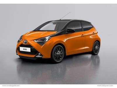 Toyota Aygo Aygo Connect 1.0 VVT-i 72 CV 5p. x-cite                                                         Argento usata Valsamoggia