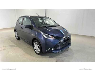 Toyota Aygo Aygo 1.0 VVT-i 72 CV 5p. x-business                                                         Blu/Azzurro usata Valsamoggia