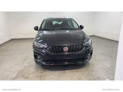Fiat Tipo Tipo 1.3 Mjt S&S 5p. Mirror                                                         Nero usata Valsamoggia
