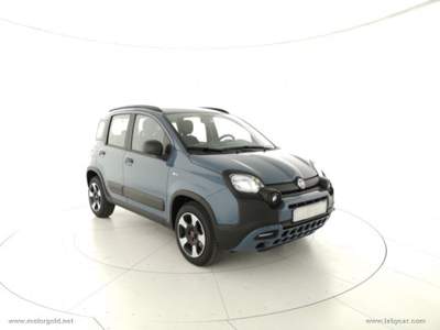 Fiat Panda Panda 1.0 FireFly S&S Hybrid City Cross                                                         Blu/Azzurro usata Valsamoggia
