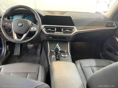 BMW Serie 3 320d 320d xDrive Luxury                                                         Blu/Azzurro usata Valsamoggia