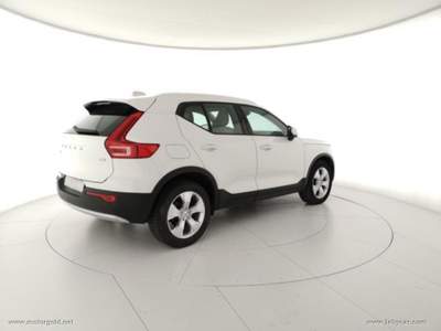 Volvo XC40 XC40 D3 AWD Geartronic Business                                                         Bianco usata Valsamoggia