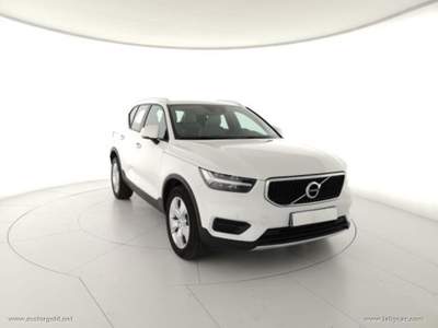 Volvo XC40 XC40 D3 AWD Geartronic Business                                                         Bianco usata Valsamoggia
