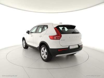 Volvo XC40 XC40 D3 AWD Geartronic Business                                                         Bianco usata Valsamoggia
