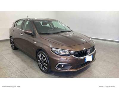 Fiat Tipo Tipo 1.3 Mjt S&S 5p. Lounge                                                         Bronzo usata Valsamoggia