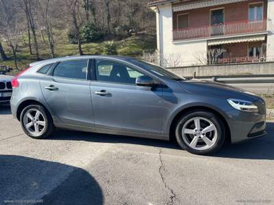 Volvo V40 V40 D2                                                         Grigio usata Valsamoggia