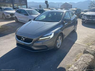 Volvo V40 V40 D2                                                         Grigio usata Valsamoggia
